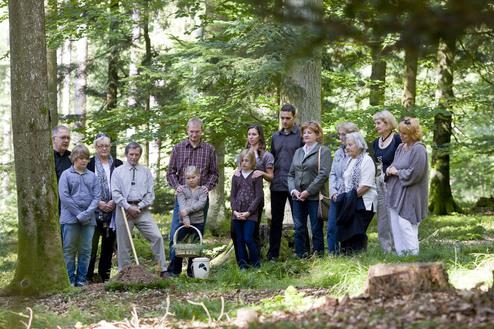 Trauerfeier in einem FriedWald FriedWald Trauerfeier